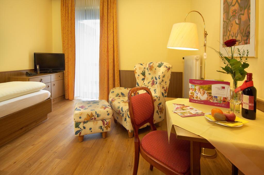 Kurhotel Kaiser Trajan Bad Gögging Rom bilde